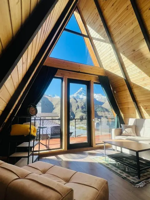 Степанцминда: Апартаменты Pyramid Kazbegi