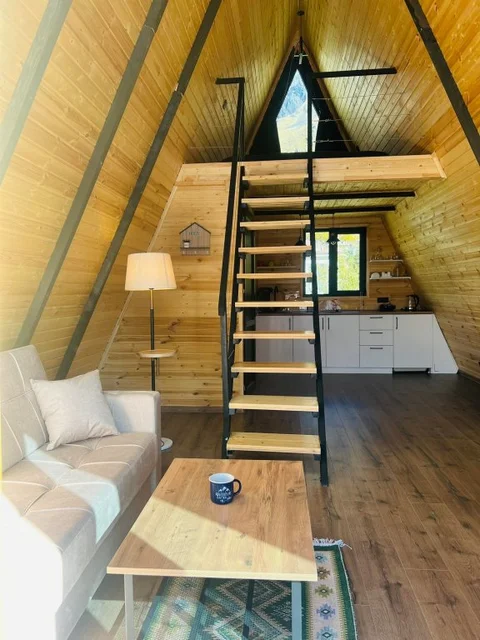 Степанцминда: Апартаменты Pyramid Kazbegi