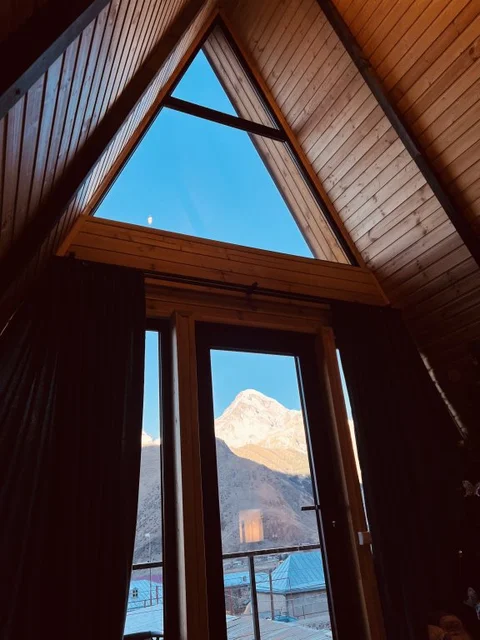 Степанцминда: Апартаменты Pyramid Kazbegi