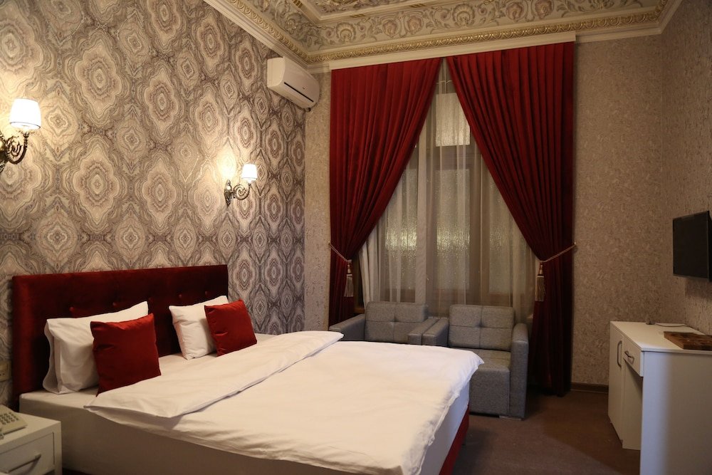 Баку: Отель «Низами»