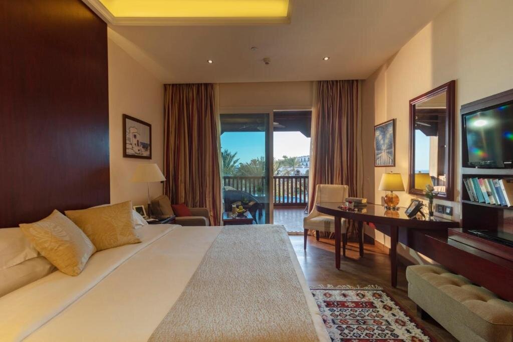 Шарм-эш-Шейх (Шарм-эль-Шейх): Royal Savoy Sharm El Sheikh