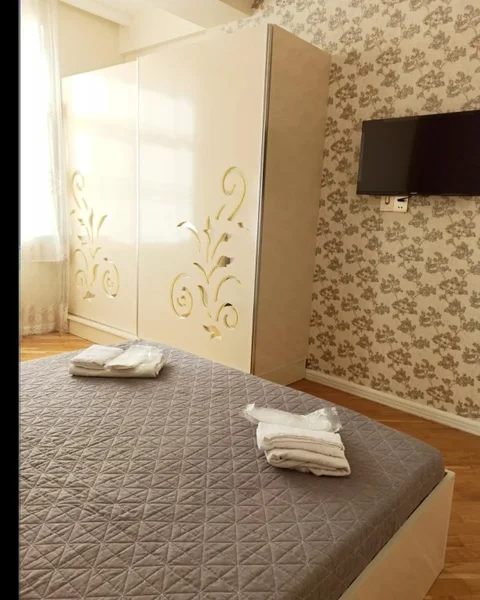 Баку: Апартаменты 3 Комнатная VIP Квартира Метро Кара Караева