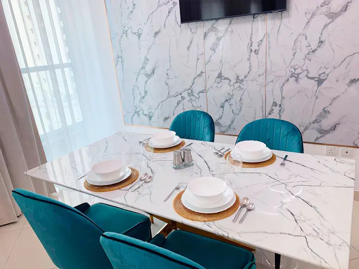 Дубай: Апартаменты Jewellery Homes in Continental Tower Dubai Marina