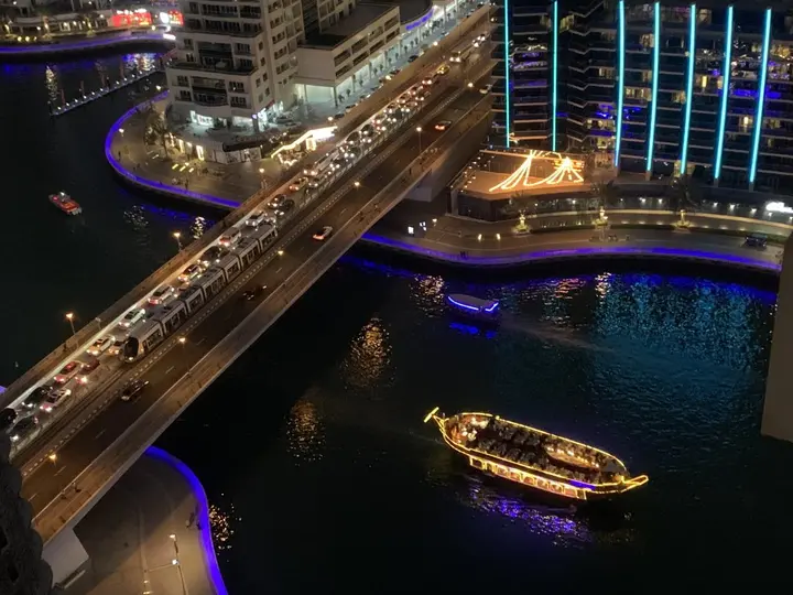 Дубай: Апартаменты Jewellery Homes in Continental Tower Dubai Marina