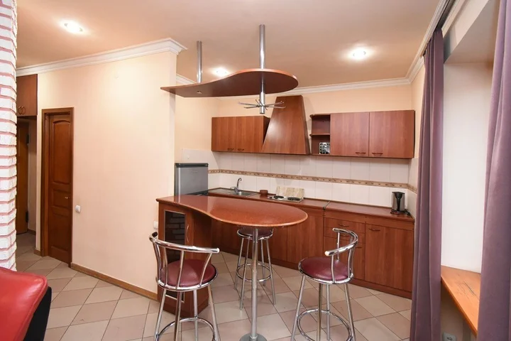 Ереван: Апартаменты  1room  Apt.  at  Nalbandyan  street