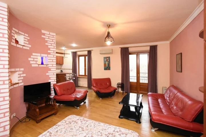 Ереван: Апартаменты  1room  Apt.  at  Nalbandyan  street