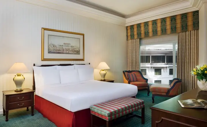 Дубай: The Bristol Hotel Dubai