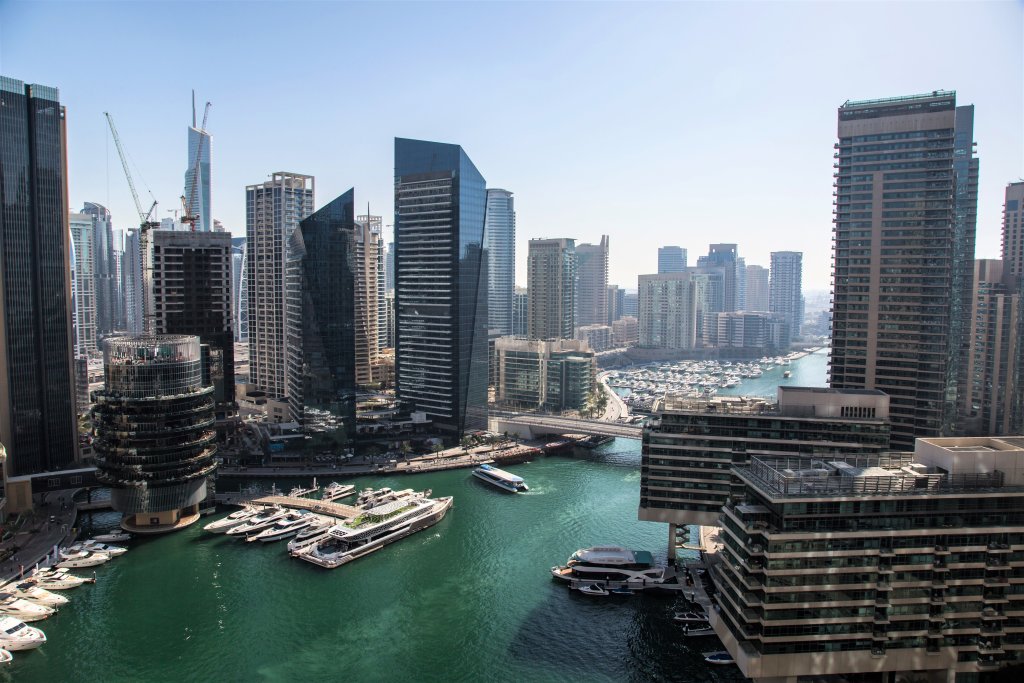 Дубай: Incredible apartment at the top of Dubai Marina