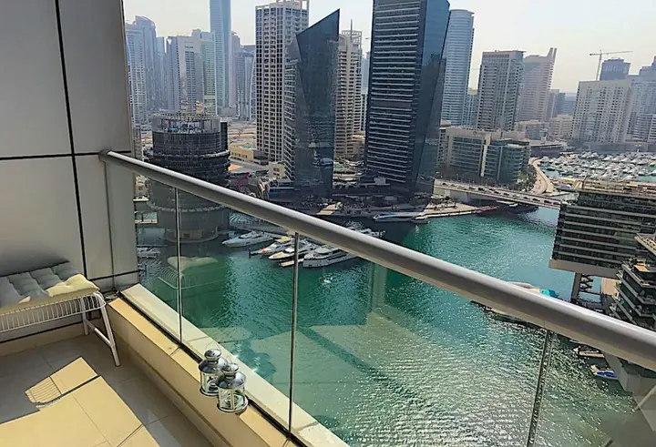 Дубай: Incredible apartment at the top of Dubai Marina