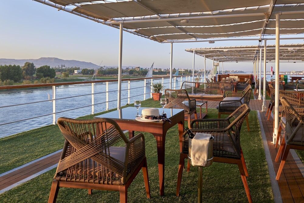Луксор: Mövenpick Royal Lily Nile Cruise, Every Monday Four Nights From Luxor, Every Friday Three Nights From Aswan - Including Excursions & Sightseeing