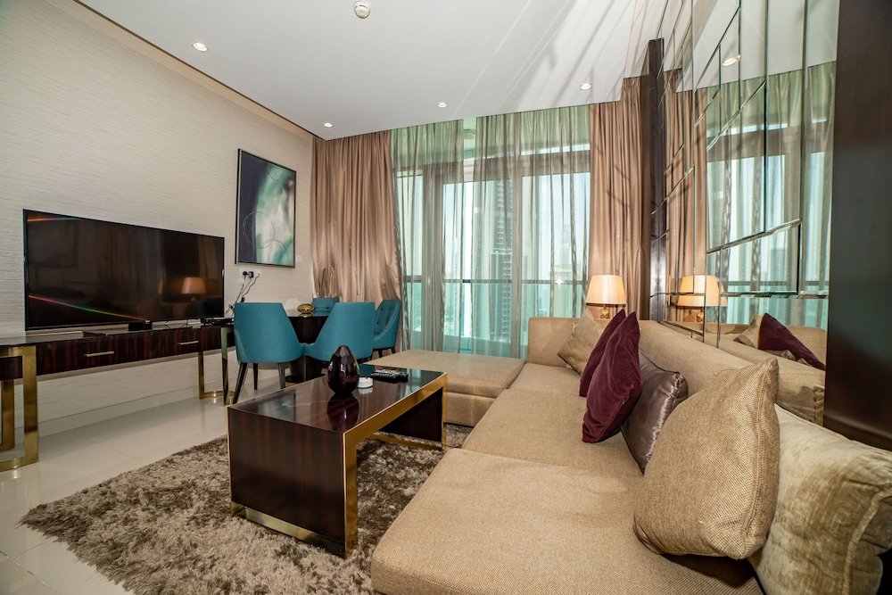 Дубай: Lovely 2 Bedroom Apartment Upper Crest