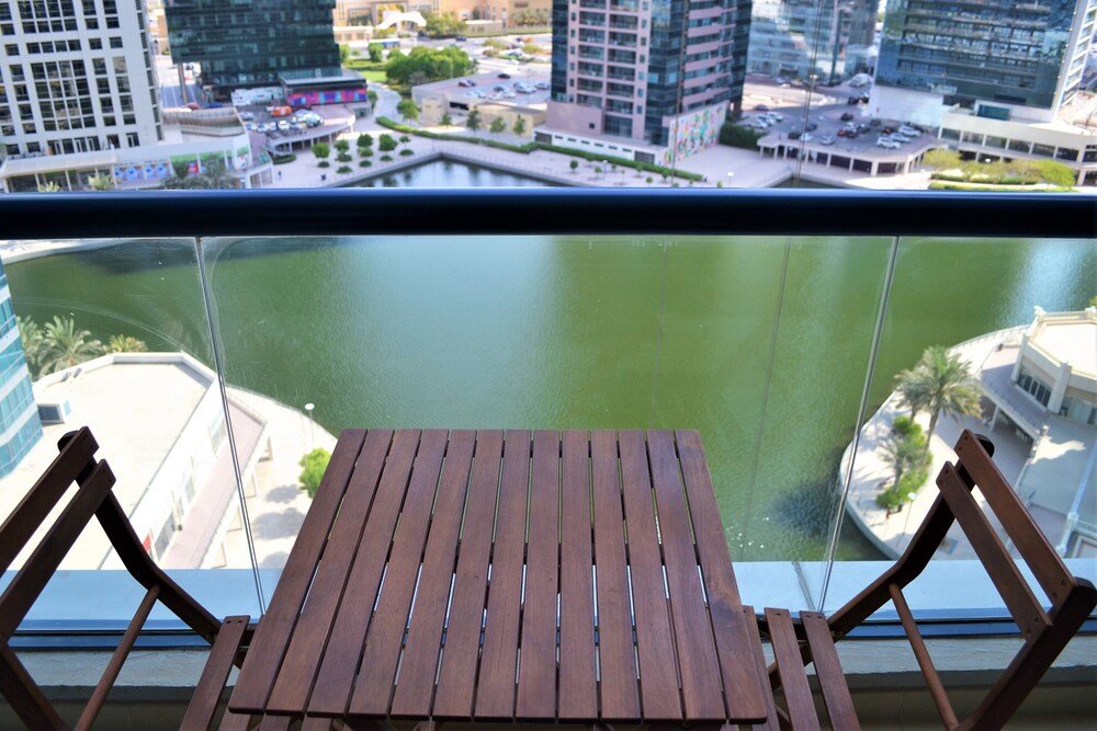 Дубай: DB - Furnished Studio with balcony