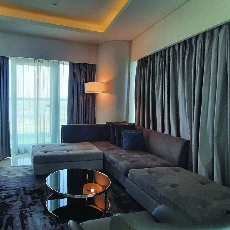 Дубай: Quill Residence Three Bedroom Apartment with 5 Star Amenities