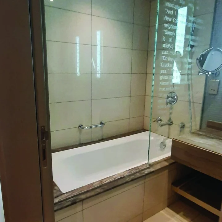Дубай: Quill Residence Three Bedroom Apartment with 5 Star Amenities