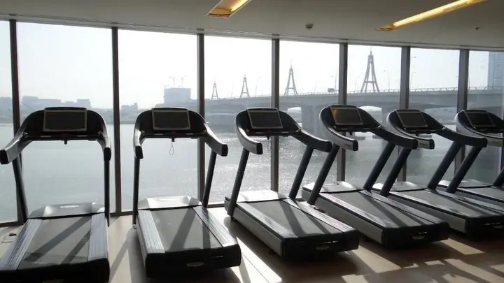 Дубай: 3 Bedroom Apartment in D1 Tower