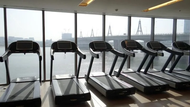 Дубай: 3 Bedroom Apartment in D1 Tower