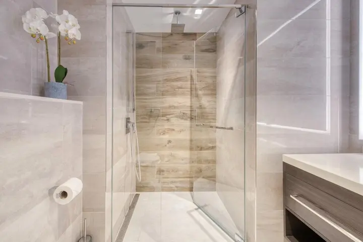 Дубай: Urban 1BR w Golf Course Views