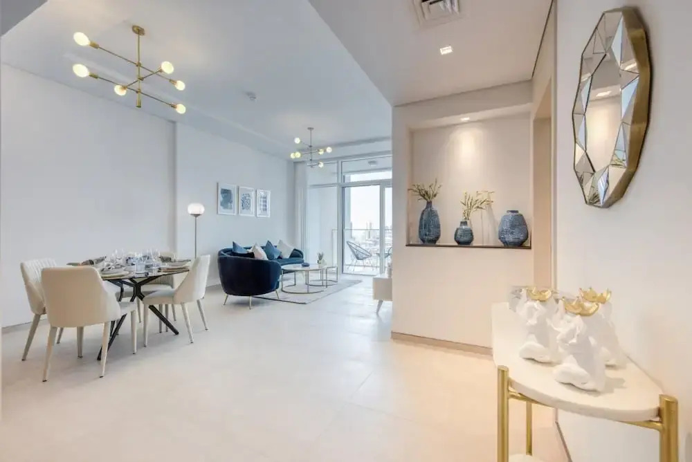 Дубай: Urban 1BR w Golf Course Views