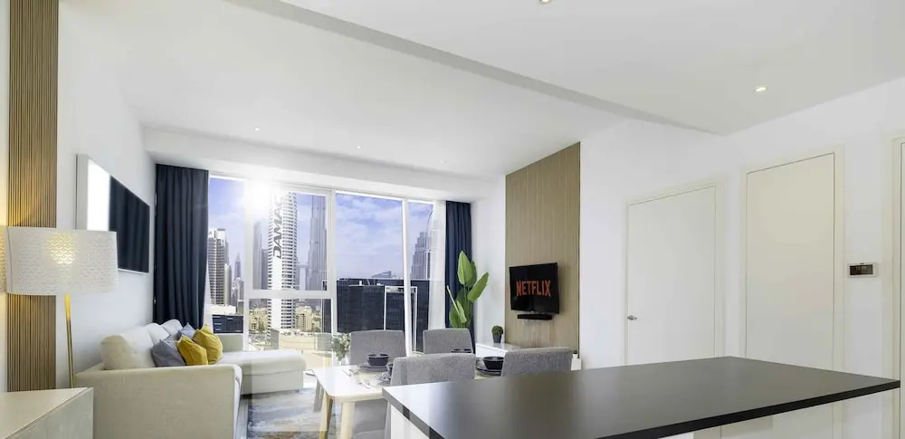 Дубай: LUX The Pad Executive Suite 2