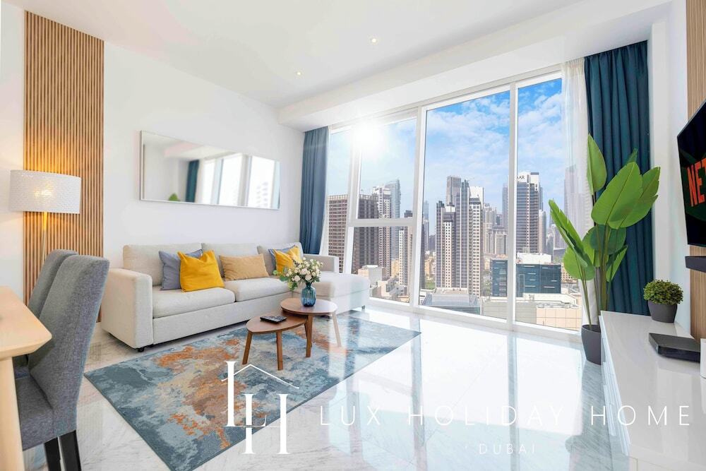 Дубай: LUX The Pad Executive Suite 2