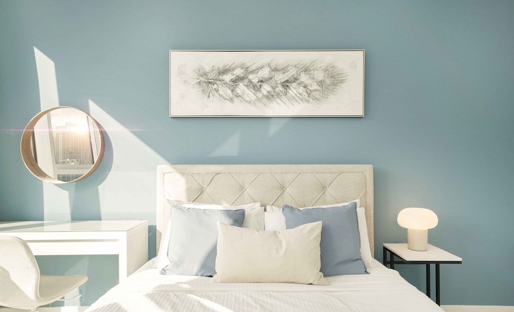 Дубай: LUX The Pad Executive Suite 2