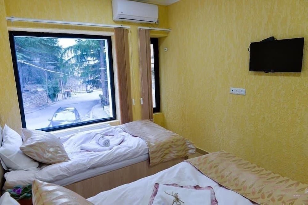 Кутаиси: Pomegranate Hotel