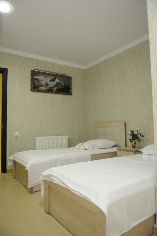 Кутаиси: Pomegranate Hotel