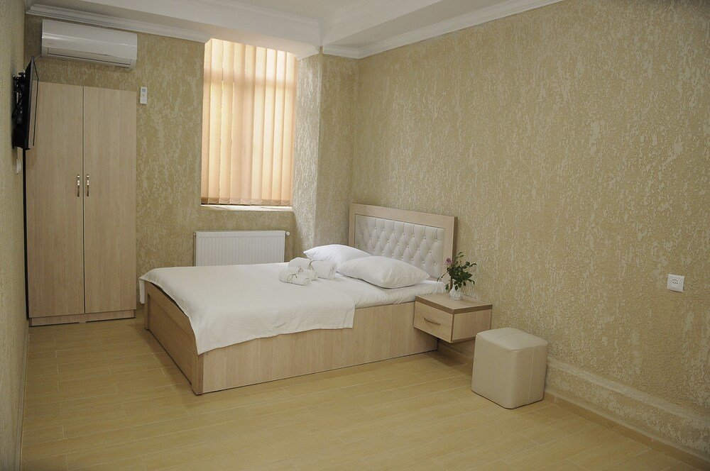 Кутаиси: Pomegranate Hotel