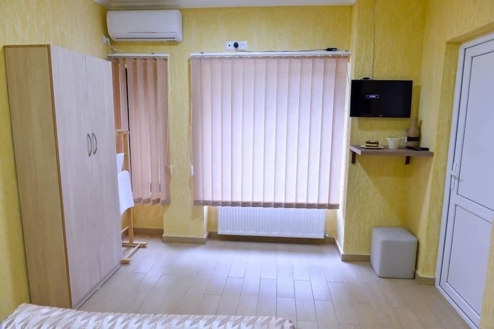 Кутаиси: Pomegranate Hotel
