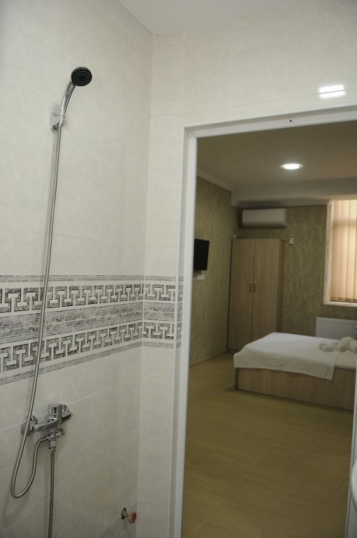 Кутаиси: Pomegranate Hotel