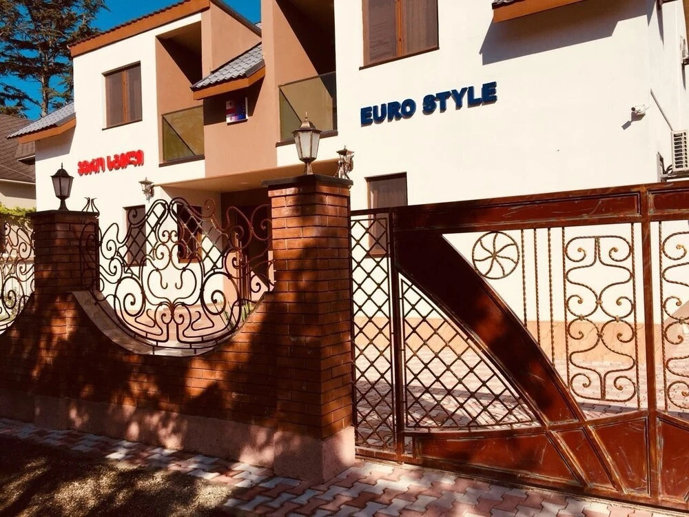 Уреки: Коттедж Euro Style