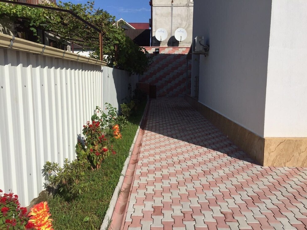 Уреки: Коттедж Euro Style