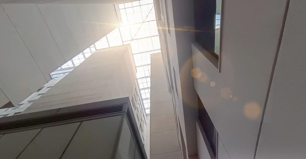 Дубай: LUX - The Exclusive DIFC residence