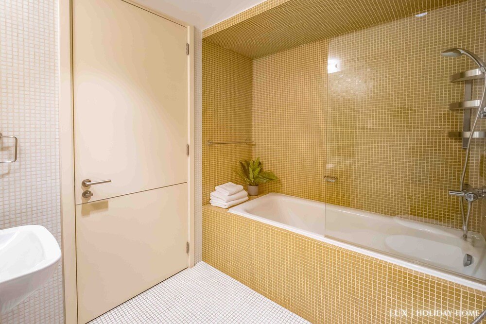 Дубай: LUX - The Exclusive DIFC residence