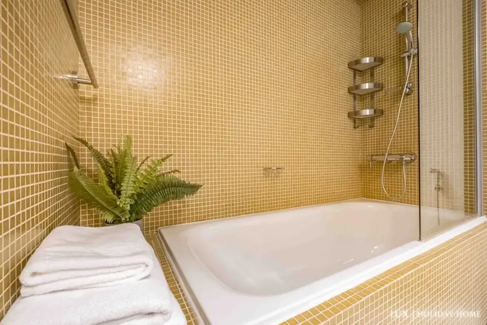 Дубай: LUX - The Exclusive DIFC residence