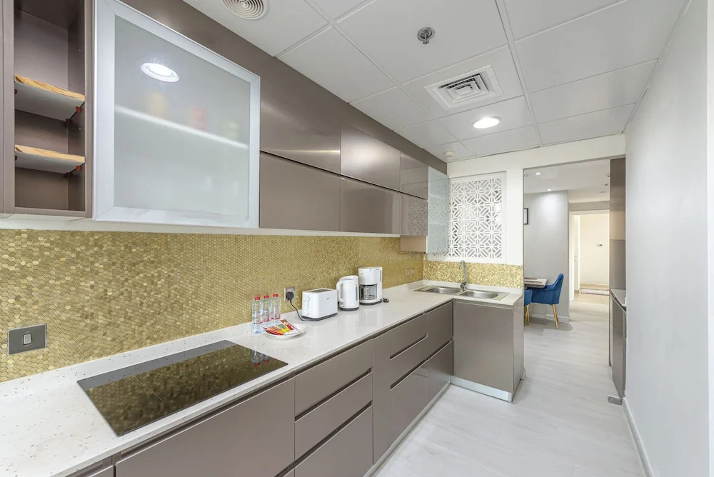 Дубай: Marco Polo - Spacious 3BR With Exquisite Views Near Marina Walk
