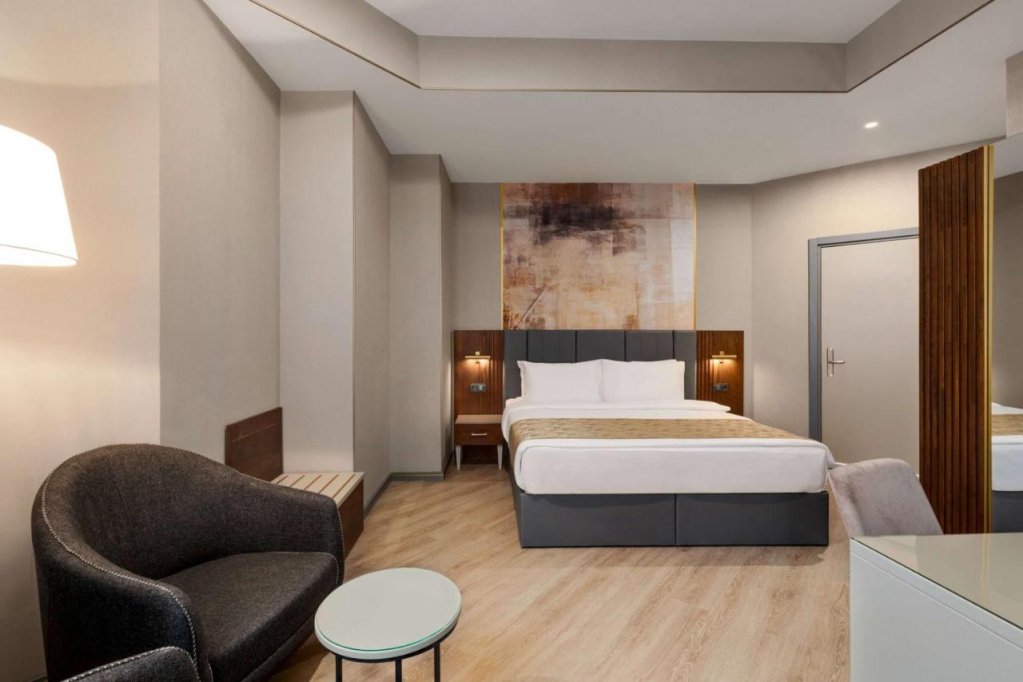 Тбилиси: Tbilisi Chambers Trademark Collection by Wyndham