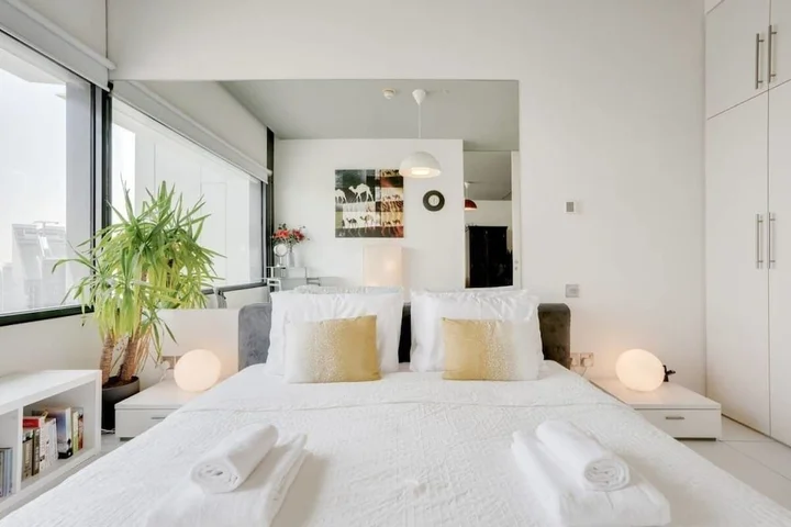 Дубай: Amazing Skyline Views Apartment in Index Tower