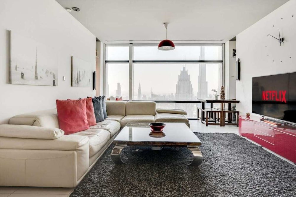 Дубай: Amazing Skyline Views Apartment in Index Tower