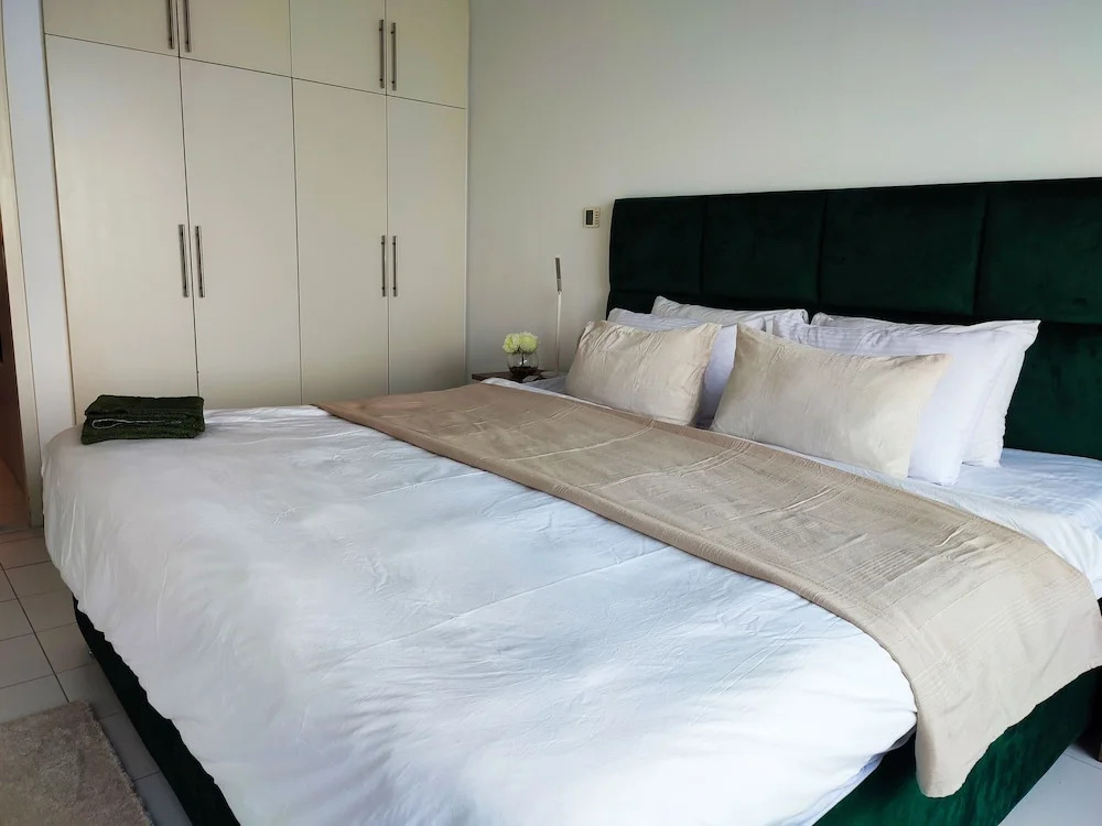 Дубай: SuperHost- Bright&Stylish 1BR-Index Tower-Burj View