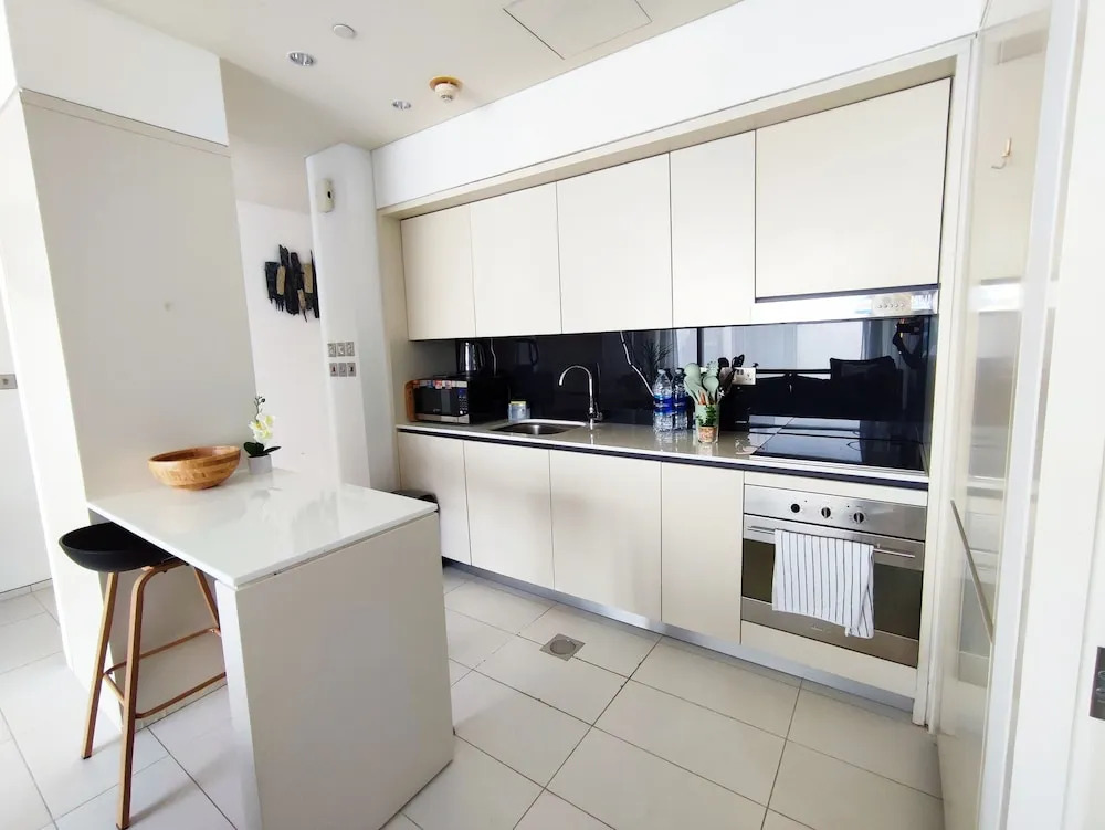 Дубай: SuperHost- Bright&Stylish 1BR-Index Tower-Burj View