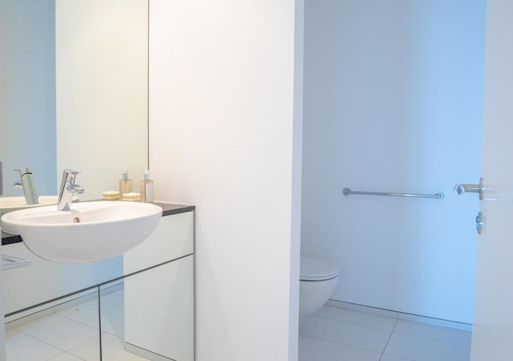 Дубай: Nasma Luxury Stays- INDEX Tower