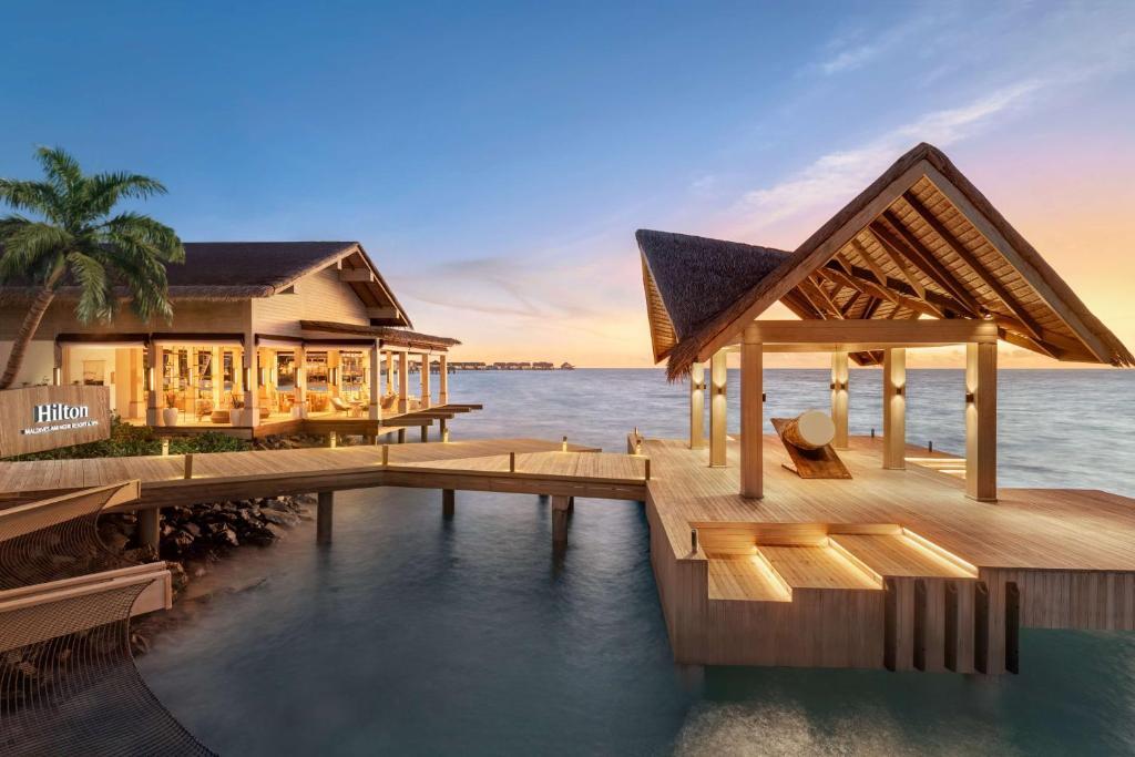 Курортный отель Hilton Maldives Amingiri Resort & Spa — фото 1