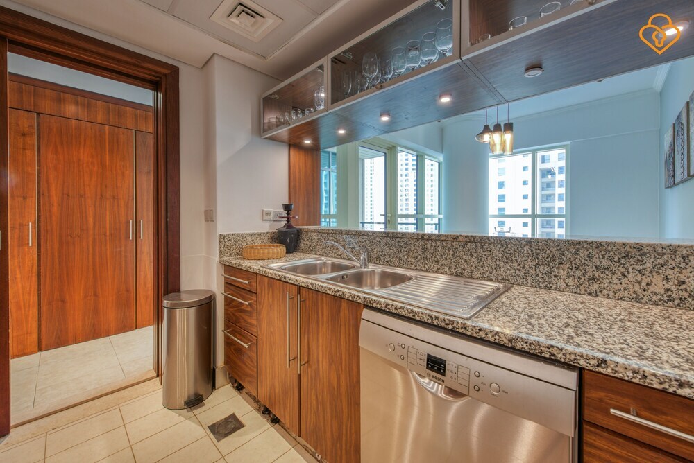 Дубай: Sahab Tower 2 bed