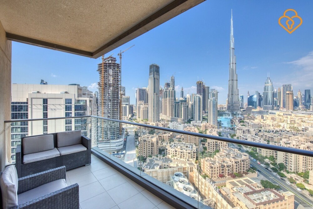 Дубай: South Ridge 3 B/R Burj View
