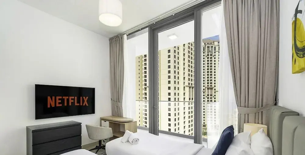 Дубай: LUX Contemporary Suite Marina View 6