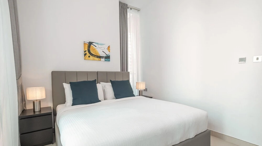 Дубай: LUX Contemporary Suite Marina View 6