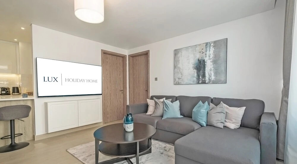 Дубай: LUX Contemporary Suite Marina View 6