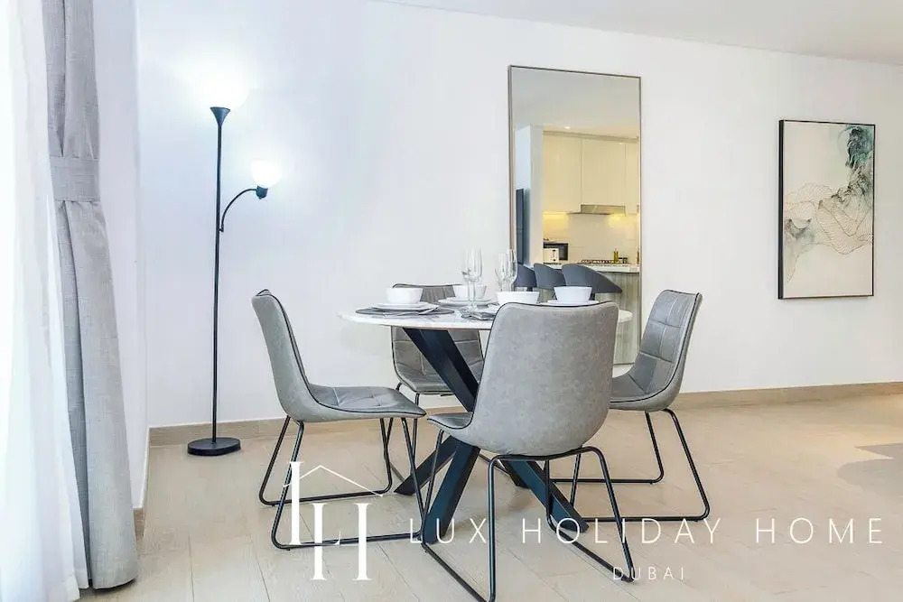 Дубай: LUX Contemporary Suite Marina View 6