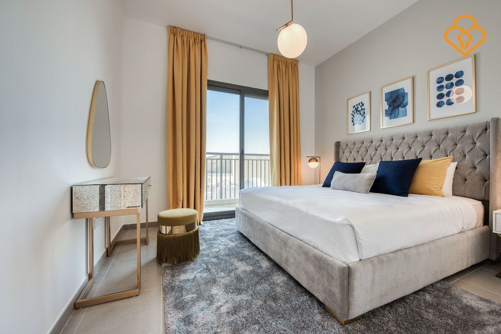 Дубай: 1 B/R Apt 411 Hayat Boulevard Townsquare